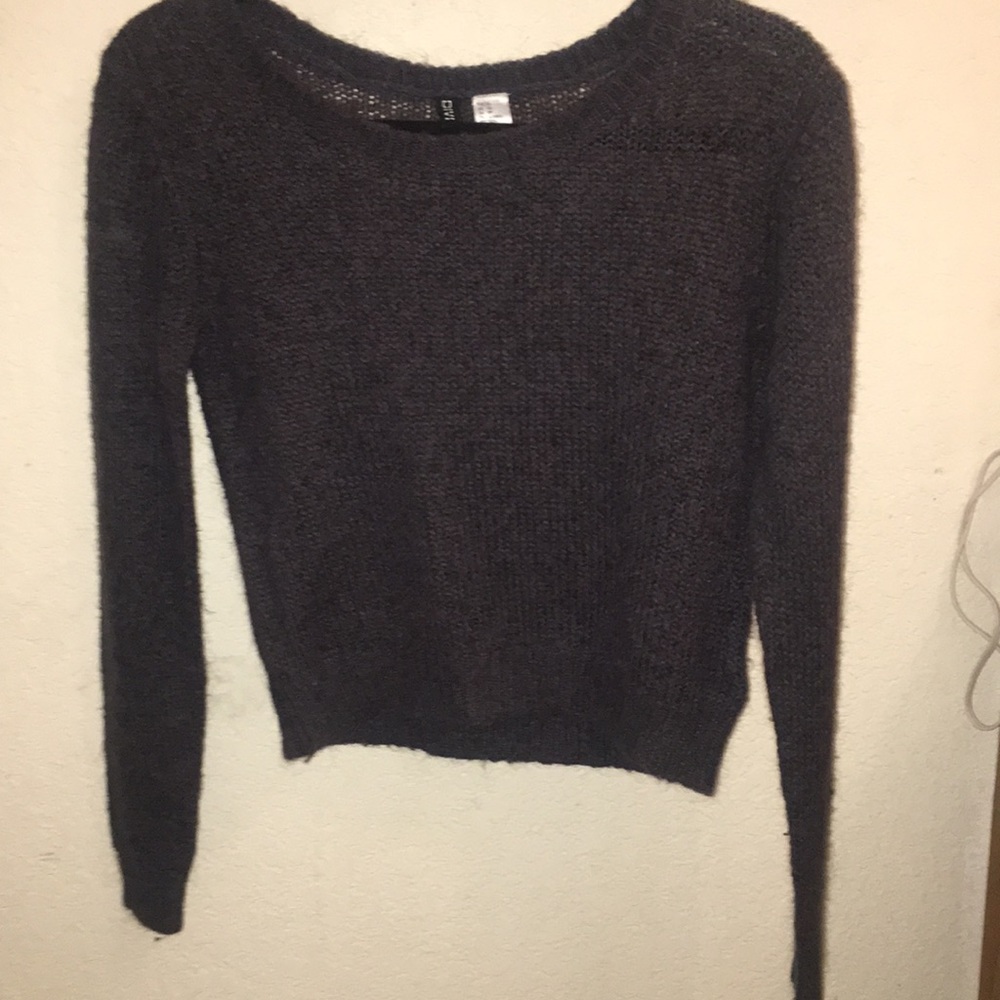 long sleeve cropped sweater